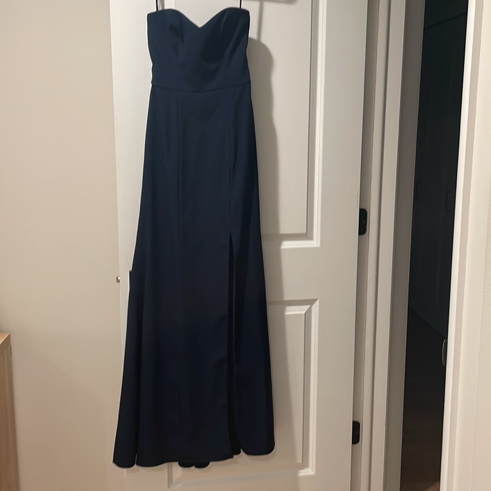 STRAPLESS CREPE TRUMPET GOWN WITH FRONT SLIT IN MIDNIGHT NAVY - Picture 5 of 6